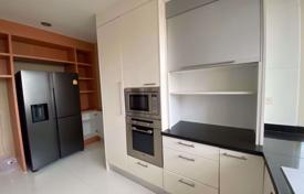 3-室的 公寓在共管公寓 Watthana, 泰国. 3,540€ /周
