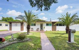 市内独栋房屋 – 美国，佛罗里达，Broward，Plantation. $630,000