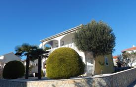 市内独栋房屋 – 克罗地亚，斯普利特 - 达尔马提亚县，Trogir. 340,000€