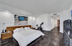 公寓大厦 – 美国，佛罗里达，阿文图拉，Point Place. $2,320,000