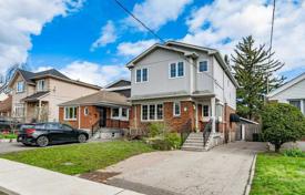 市内独栋房屋 – 加拿大，安大略，多伦多，East York. C$1,504,000