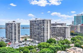 公寓大厦 – 美国，佛罗里达，迈阿密. 526,000€