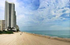 住宅 – 美国，佛罗里达，阳光岛海滩. $1,378,000