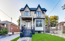 市内独栋房屋 – 加拿大，安大略，多伦多，East York. C$1,964,000