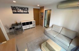 1-室的 公寓在共管公寓 Khlong Toei, 泰国. $106,000