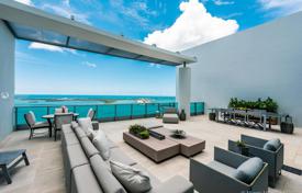 空中别墅 – 美国，佛罗里达，迈阿密. $5,875,000