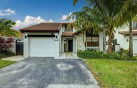 市内独栋房屋 – 美国，佛罗里达，Hialeah. $493,000