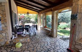 5-室的 市内独栋房屋 179 m² Primorje-Gorski Kotar County, 克罗地亚. 421,000€