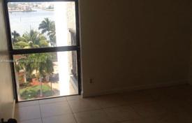 公寓大厦 – 美国，佛罗里达，阳光岛海滩. $425,000