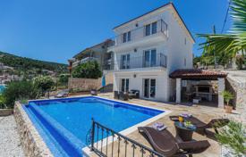 别墅 – 克罗地亚，斯普利特 - 达尔马提亚县，Trogir. 950,000€