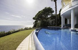联排别墅 – 西班牙，加泰罗尼亚，滨海略雷特. 3,800,000€