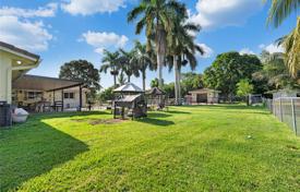 市内独栋房屋 – 美国，佛罗里达，Broward，Davie. $1,299,000