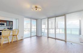 公寓大厦 – 美国，佛罗里达，迈阿密滩. $1,030,000
