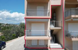 住宅 – 希腊，伯罗奔尼撒. 220,000€