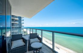 住宅 – 美国，佛罗里达，迈阿密，柯林斯大道. $1,598,000