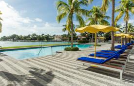 住宅 – 美国，佛罗里达，迈阿密滩. $850,000