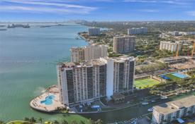 1-室的 公寓在共管公寓 136 m² 迈阿密, 美国. $295,000