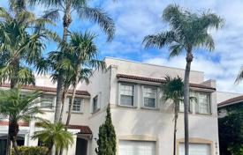 市内独栋房屋 – 美国，佛罗里达，Doral. $695,000