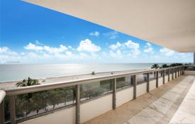 住宅 – 美国，佛罗里达，迈阿密滩. $3,895,000
