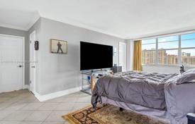 公寓大厦 – 美国，佛罗里达，Hallandale Beach. $439,000