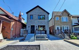 市内独栋房屋 – 加拿大，安大略，多伦多，Old Toronto. C$2,026,000