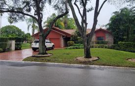 市内独栋房屋 – 美国，佛罗里达，Coral Springs. $699,000