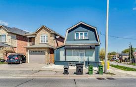 市内独栋房屋 – 加拿大，安大略，多伦多，Scarlett Road. C$1,548,000