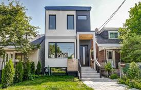 市内独栋房屋 – 加拿大，安大略，多伦多，East York. C$2,021,000