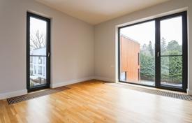 4-室的 住宅 266 m² 尤尔马拉, 拉脱维亚. 598,000€