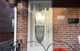 市内独栋房屋 – 加拿大，安大略，多伦多，Old Toronto，Lansdowne Avenue. C$2,122,000