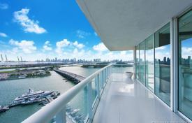住宅 – 美国，佛罗里达，迈阿密滩. 2,861,000€