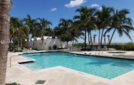 住宅 – 美国，佛罗里达，迈阿密滩. $1,049,000
