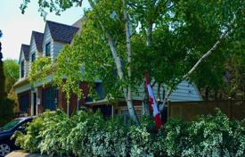 市内独栋房屋 – 加拿大，安大略，多伦多，斯卡伯勒. C$1,937,000