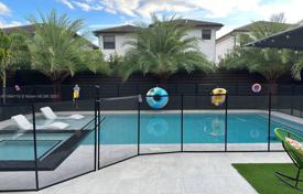 市内独栋房屋 – 美国，佛罗里达，迈阿密，Miami Lakes. $1,190,000