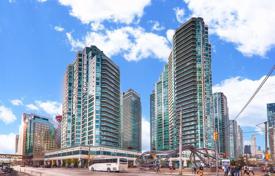 住宅 – 加拿大，安大略，多伦多，Yonge Street. C$857,000