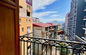 3-室的 住宅 75 m² Batumi, 格鲁吉亚. $193,000