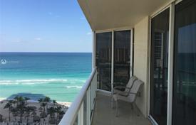 住宅 – 美国，佛罗里达，迈阿密，柯林斯大道. $789,000