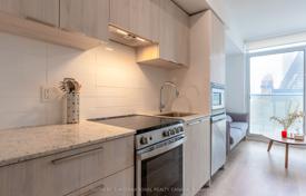 住宅 – 加拿大，安大略，多伦多，Yonge Street. C$868,000