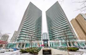 住宅 – 加拿大，安大略，多伦多，Yonge Street. C$737,000