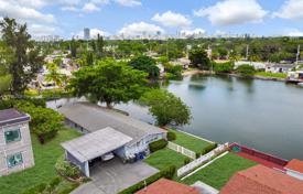 市内独栋房屋 – 美国，佛罗里达，Hallandale Beach. $775,000