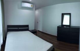 2-室的 公寓在共管公寓 Watthana, 泰国. 172,000€