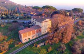 山庄 910 m² Capannori, 意大利. 1,350,000€