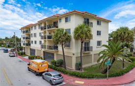 公寓大厦 – 美国，佛罗里达，Surfside. $579,000