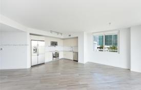 2-室的 公寓在共管公寓 99 m² 迈阿密, 美国. 582,000€