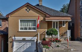 市内独栋房屋 – 加拿大，安大略，多伦多，York. C$1,029,000