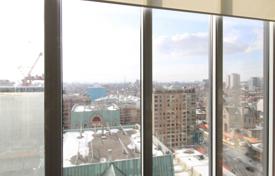 住宅 – 加拿大，安大略，多伦多，Old Toronto，University Avenue. C$889,000