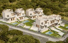 3-室的 联排别墅 324 m² 阿利坎特, 西班牙. 536,000€
