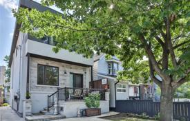 市内独栋房屋 – 加拿大，安大略，多伦多，East York. C$1,659,000