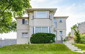 市内独栋房屋 – 加拿大，安大略，多伦多，Scarlett Road. C$1,299,000