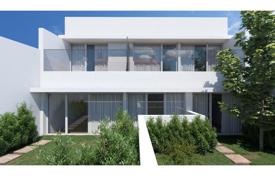 住宅 – 葡萄牙，波尔图，Vila Nova de Gaia. 588,000€